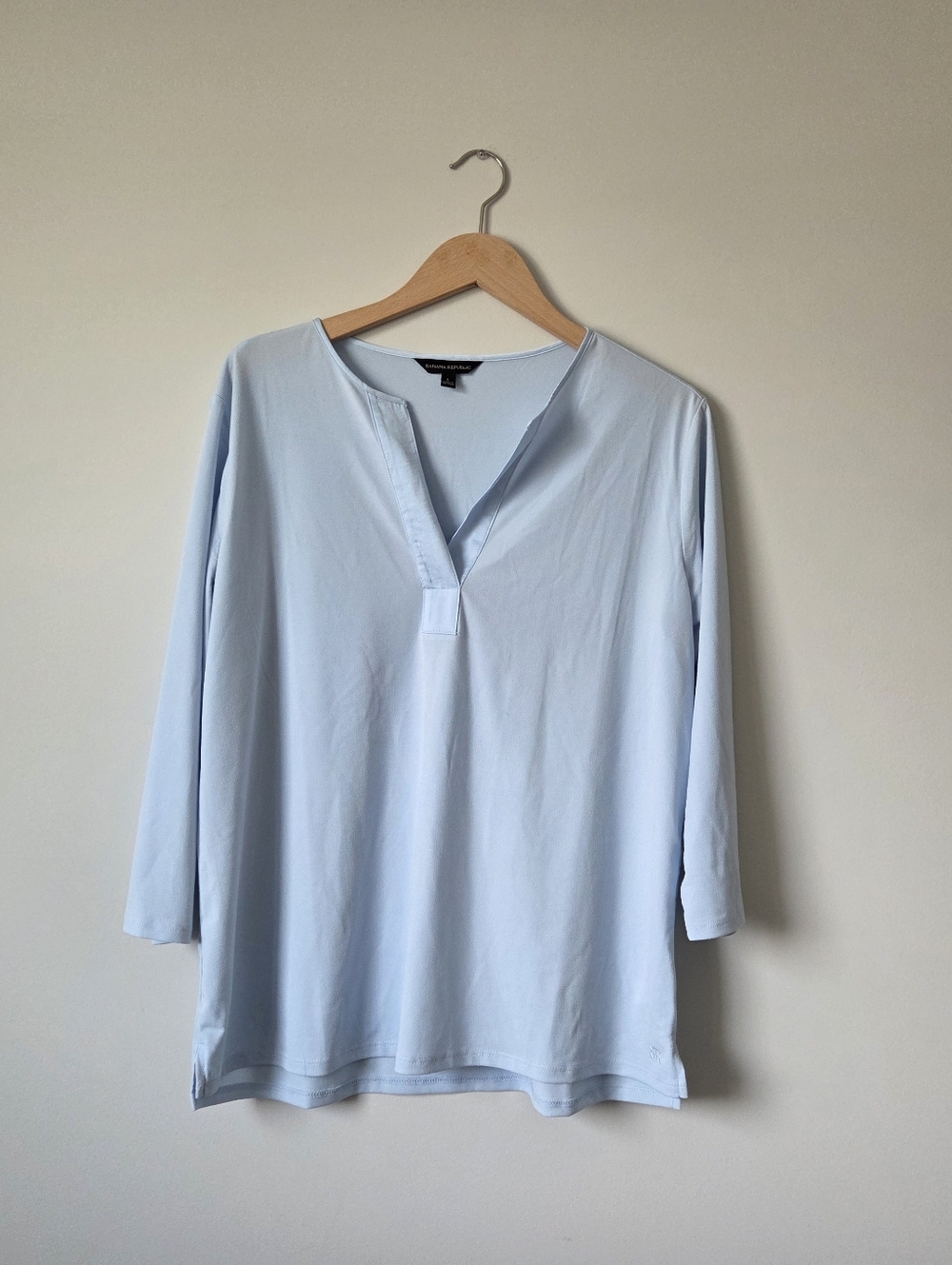 Banana Republic Skyway Blue Tunic Top | Size L | NWOT | 3/4 Sleeve V-Neck
